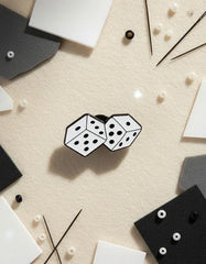 Pin Metálico Dados de la Suerte Oogie Boogie