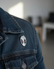 Pin Metálico DeadPool Gris