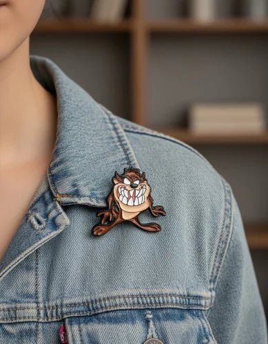 Pin Metálico Demonio de Tasmania Sonrisa