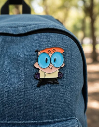 Pin Metálico Dexter