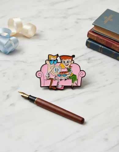 Pin Metálico Dexter en Familia