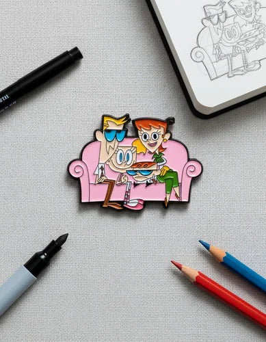 Pin Metálico Dexter en Familia