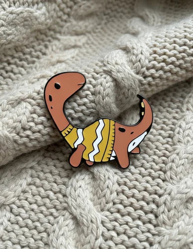 Pin Metálico Dinosaurio Braquiosaurio Abrigado