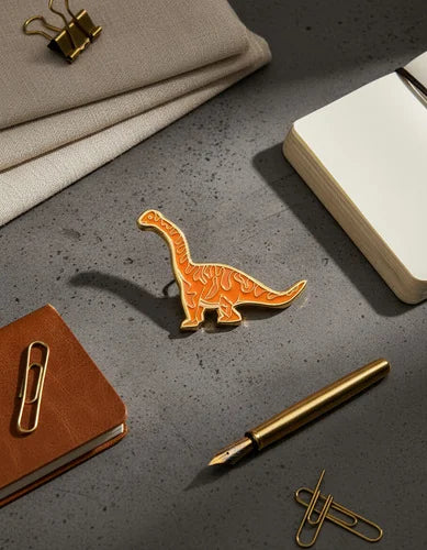 Pin Metálico Dinosaurio Brontosaurio