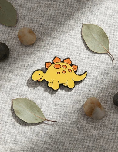 Pin Metálico Dinosaurio Estegosaurio Kawaii