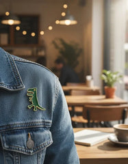 Pin Metálico Dinosaurio Retro