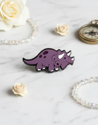 Pin Metálico Dinosaurio Triceratops