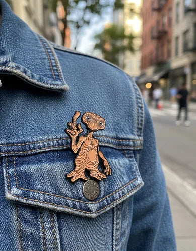 Pin Metálico E.T. Clásico
