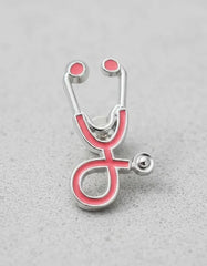 Pin Metálico Estetoscopio Rosa Plateado