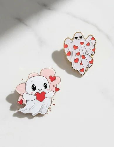 Pin Metálico Fantasma Enamorado