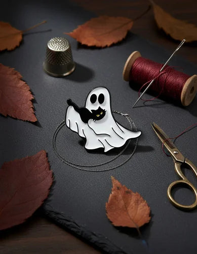 Pin Metálico Fantasma y Gatito Ofrenda