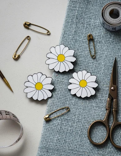 Pin Metálico Flor Margarita