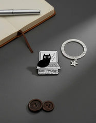 Pin Metálico Gatito Don't Worry