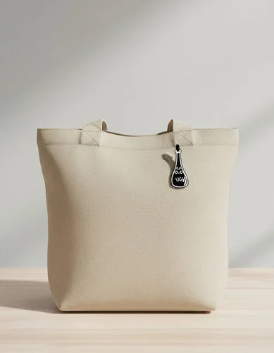 Pin Metálico Gatito en Botella de Vino