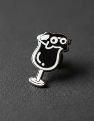 Pin Metálico Gatito en Copa