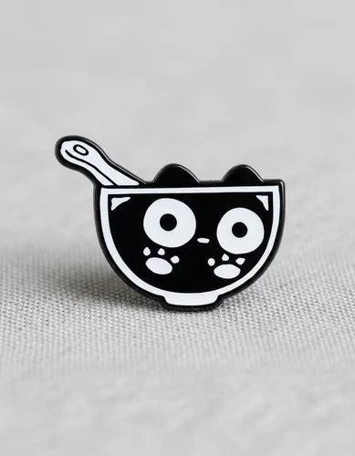 Pin Metálico Gatito en Cuenco