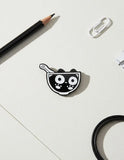 Pin Metálico Gatito en Cuenco