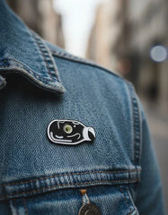 Pin Metálico Gatito en Envase