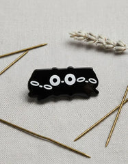 Pin Metálico Gatitos Negros