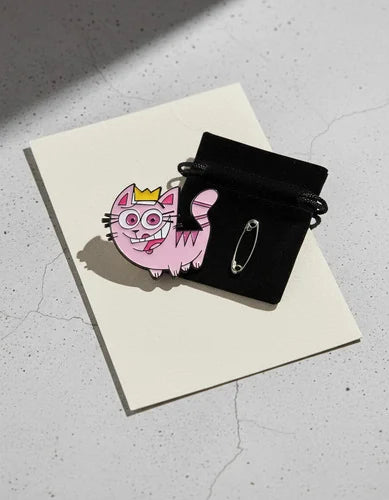 Pin Metálico Gato Wanda