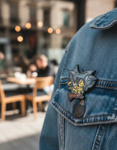 Pin Metálico Goku Combate