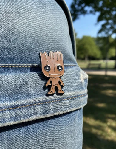 Pin Metálico Groot Joven