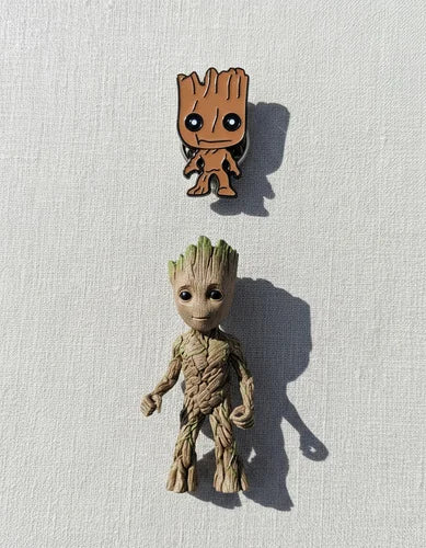 Pin Metálico Groot Joven