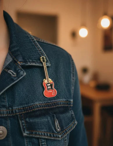 Pin Metálico Guitarra Eléctrica Roja Rockera