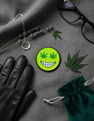 Pin Metálico Happy Weed Face