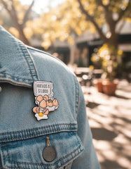 Pin Metálico Huevos a $1.800