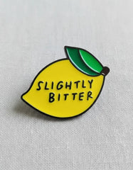 Pin Metálico Limón Slightly Bitter