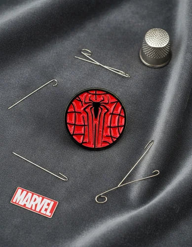 Pin Metálico Logo Spider Man Andrew