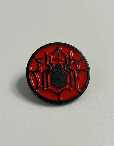 Pin Metálico Logo Spider Man Tom
