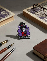 Pin Metálico Lydia Deetz Extraña y Singular