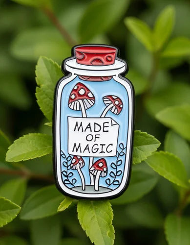 Pin Metálico Made of Magic