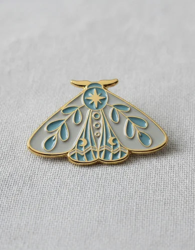 Pin Metálico Mariposa Pastel Celestial