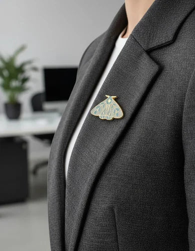 Pin Metálico Mariposa Pastel Celestial