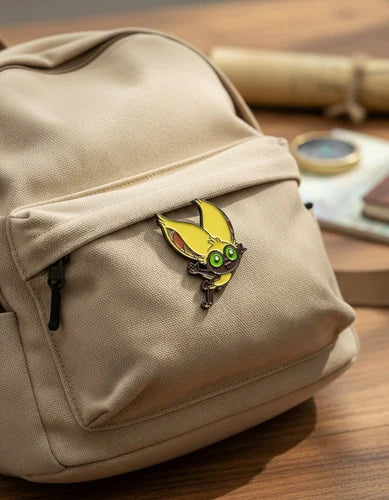 Pin Metálico Momo