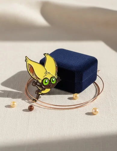 Pin Metálico Momo