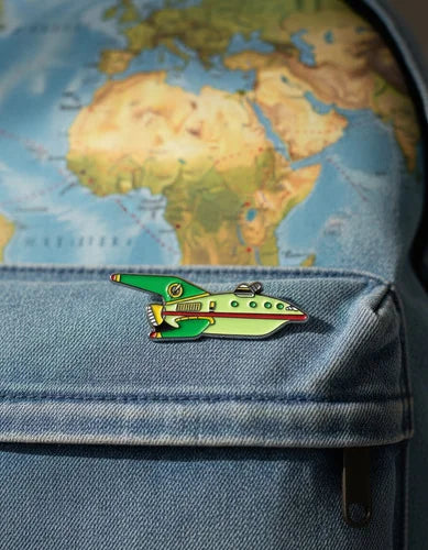 Pin Metálico Nave Planet Express Futurama