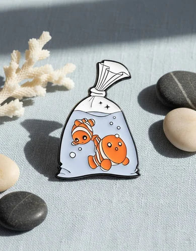 Pin Metálico Nemo en Bolsa
