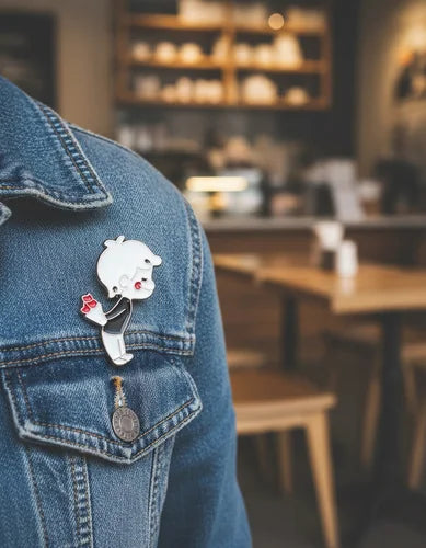 Pin Metálico Niño con Ramo de Rosas