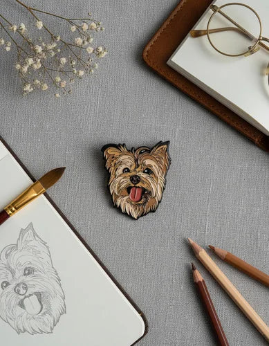 Pin Metálico Perrito Yorkie Juguetón