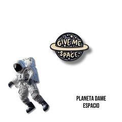 Pin Metálico Planeta Dame Espacio