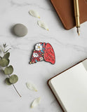 Pin Metálico Pulmón Just Breathe con Flores