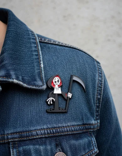 Pin Metálico Puro Hueso