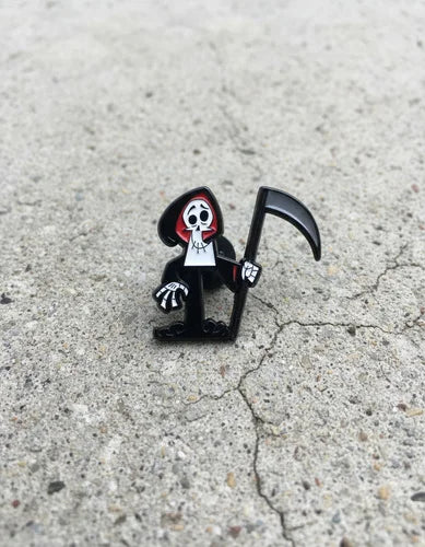 Pin Metálico Puro Hueso