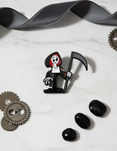 Pin Metálico Puro Hueso