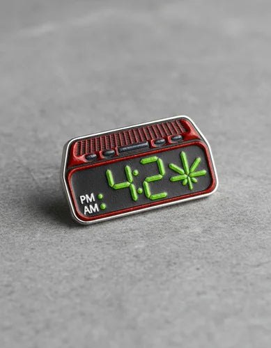 Pin Metálico Reloj 4:20