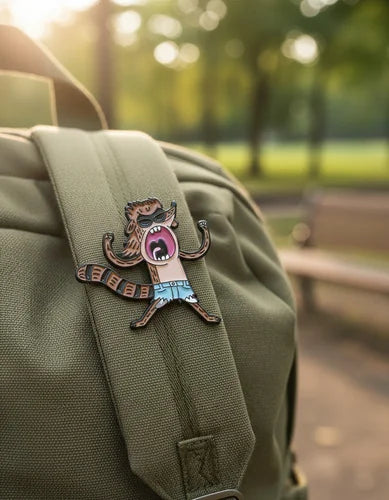 Pin Metálico Rigby Gritando
